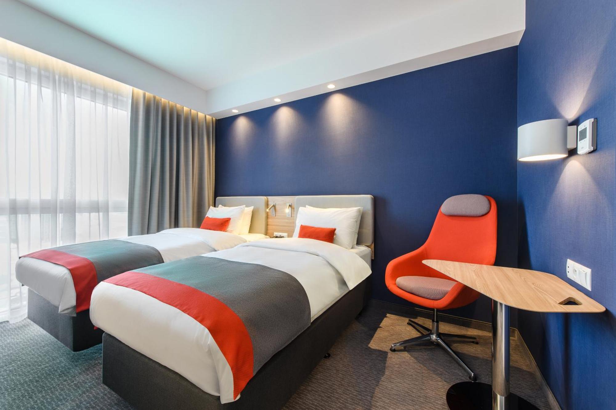 Holiday Inn Express Lublin By Ihg Exterior foto