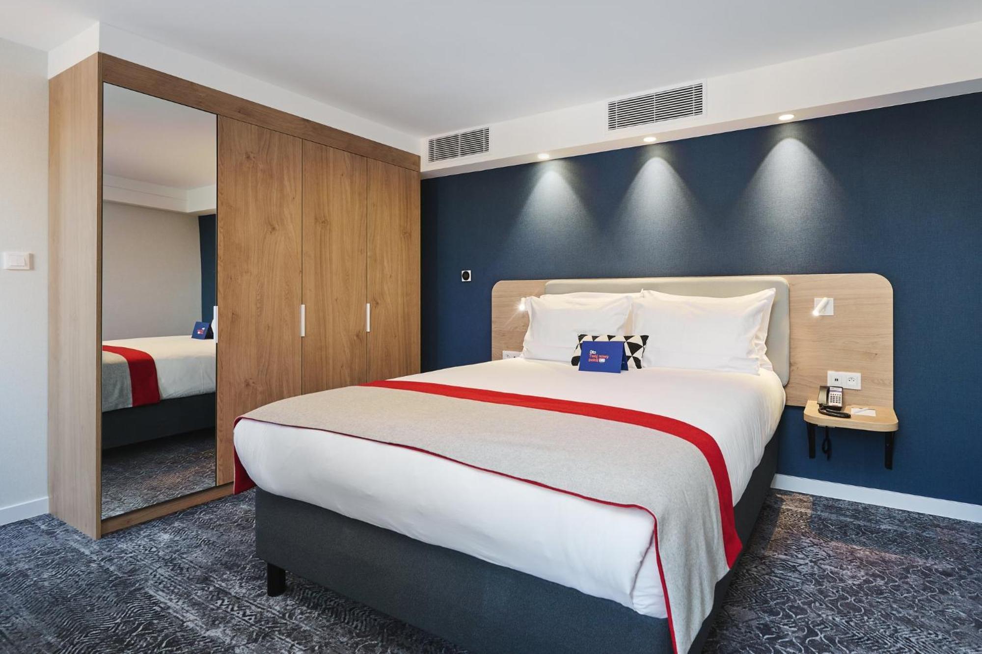 Holiday Inn Express Lublin By Ihg Exterior foto